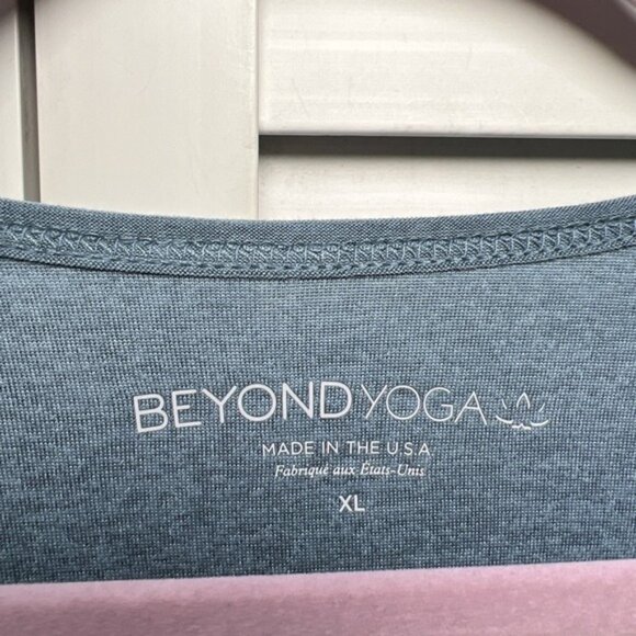 Beyond Yoga Featherweight Morning Light Cropped Pullover Top Size XL Blue - Picture 2 of 6